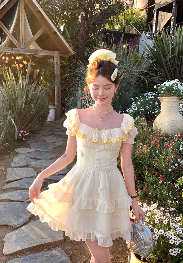 Yellow square neck puff sleeve waist dress summer French retro temperament skirt R4869