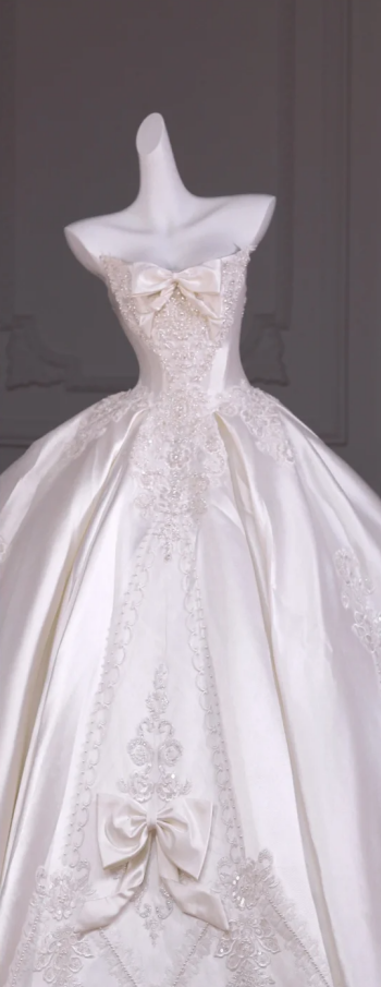 White tube top bow design waist slim fit puffy long dress bridal gown R5765