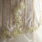 White halter neck, fitted waist, slim-fitting floral tiered skirt, mid-length ball gown R6718