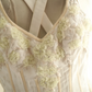 White halter neck, fitted waist, slim-fitting floral tiered skirt, mid-length ball gown R6718