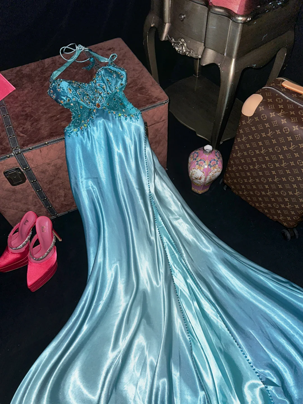 Blue halter-neck fitted long ball gown R7036