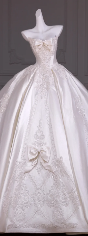 White tube top bow design waist slim fit puffy long dress bridal gown R5765