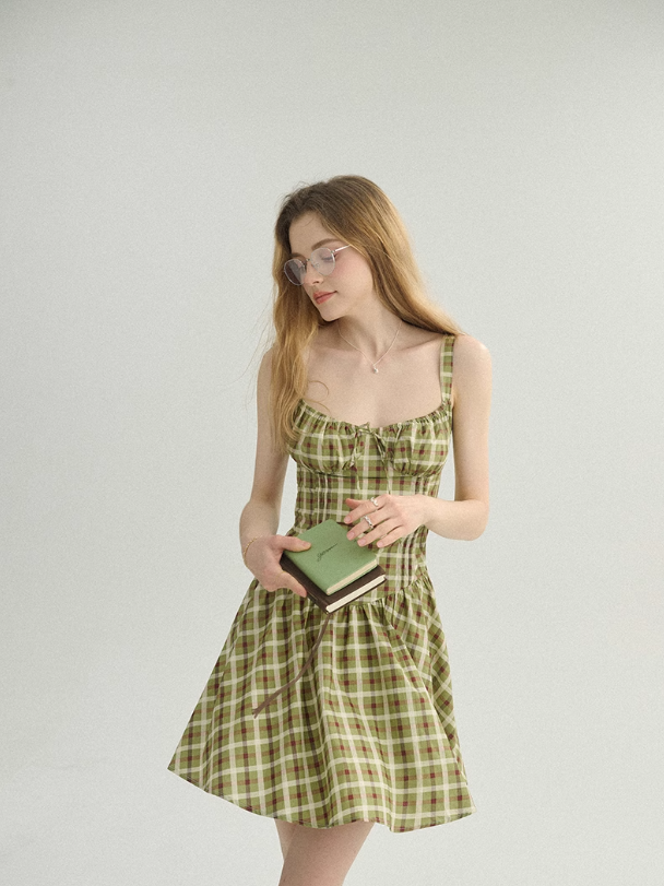 French suspender skirt seaside holiday short skirt fairy skirt plaid dress R2765