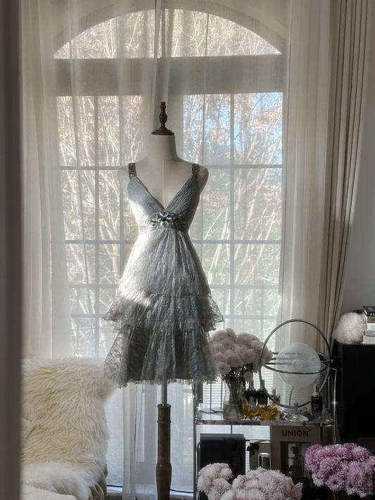 Light gray halter-neck low-cut fitted waist tiered skirt short ball gown R7714