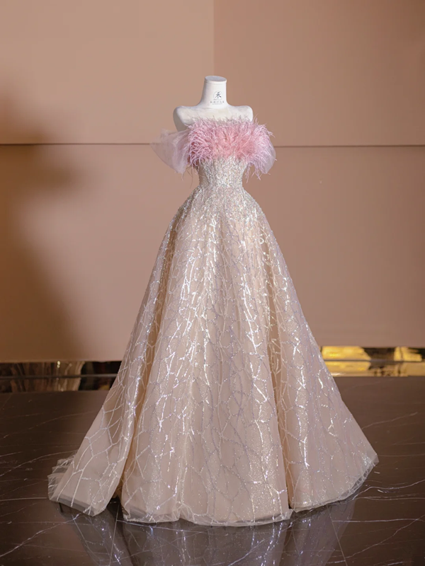 Light pink strapless neckline with feather design, light champagne-colored long ball gown, bridal dress R8366