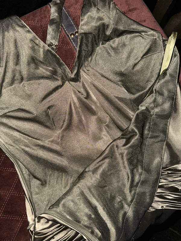 Light gray-green halter neck fitted waist slim-fit satin long ball gown R7037