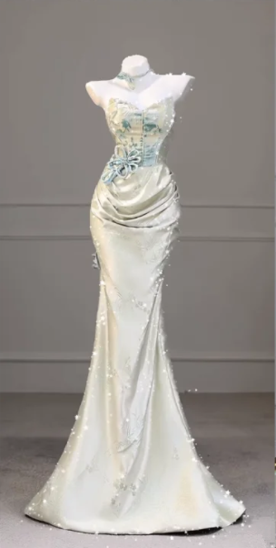 Light Green Strapless Fitted-Waist Slim-Fit Classic Hip-Hugging Mermaid-Length Prom Dress R6519