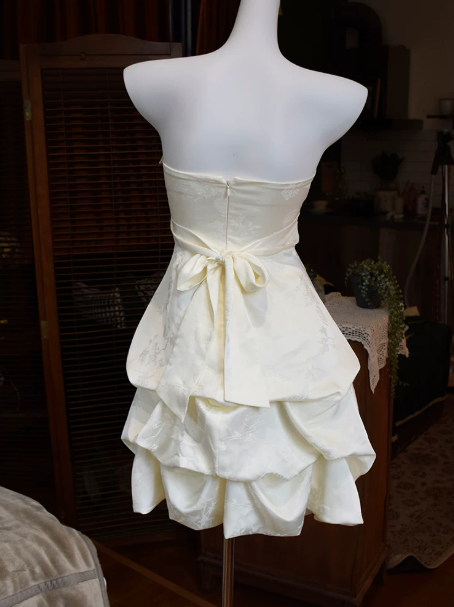 Cute Ivory Ruffled A-line Strapless Applique Corset Mini Prom Dress Homecoming Dress RS471
