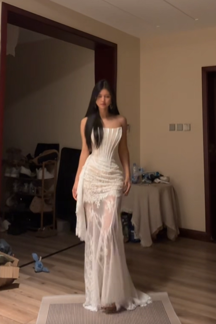 White Strapless Boned Waist-Cinched Fitted Sexy Prom Dress R7119