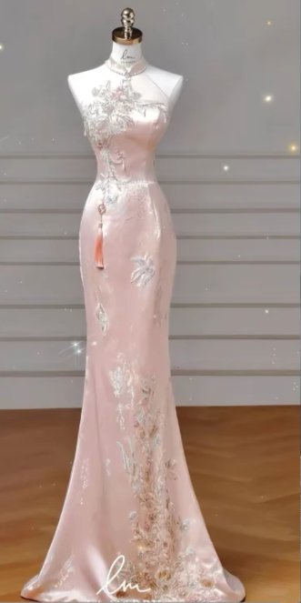 Pink halter-neck, fitted waist, bodycon long ball gown R6438