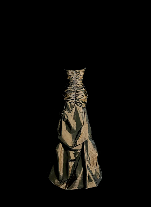 Brown strapless fitted waist slim-fitting tiered ball gown with a full skirt R6641