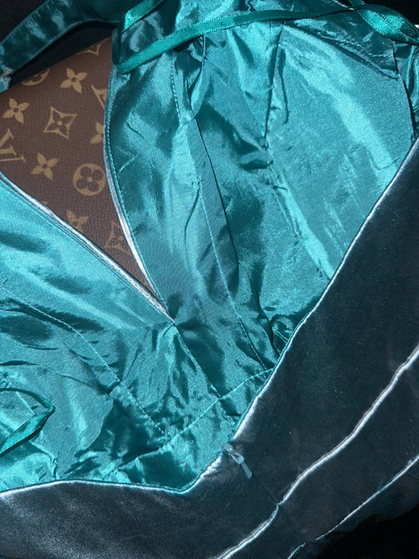 Silver halter neck, fitted waist, elegant long ball gown R6920