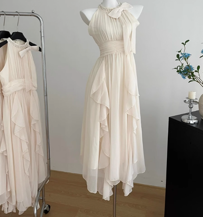 Sleeveless halter dress with waist and ruffled French long skirt R2027