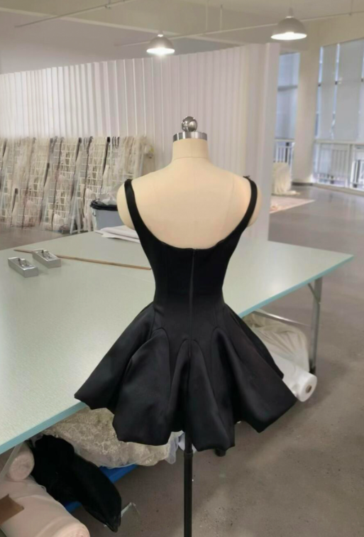 Minimalist Black Beaded A-Line Spaghetti Straps Corset Mini Prom Dress Homecoming Dress RS437