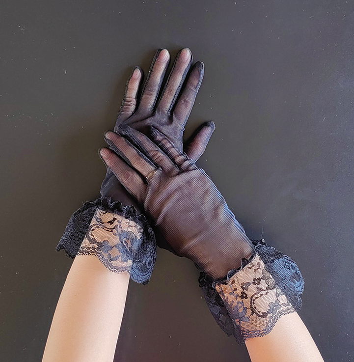 Summer thin lace mesh gloves ladies short black white wedding dress bride wedding elegant     S6278