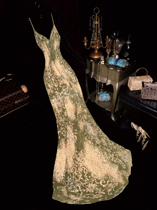 Retro green halter-neck printed fitted long ball gown R6880