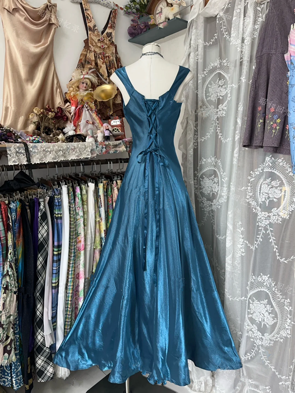Vintage blue halter-neck satin fitted long ball gown R6361