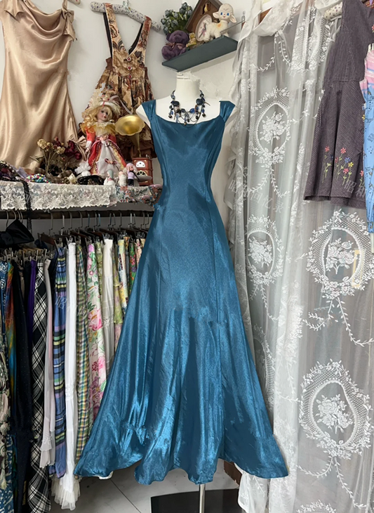 Vintage blue halter-neck satin fitted long ball gown R6361
