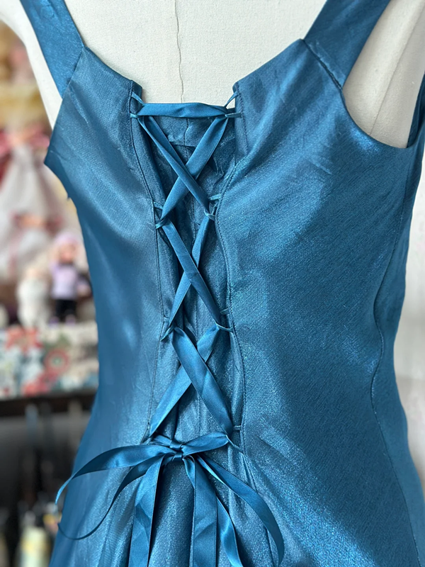 Vintage blue halter-neck satin fitted long ball gown R6361