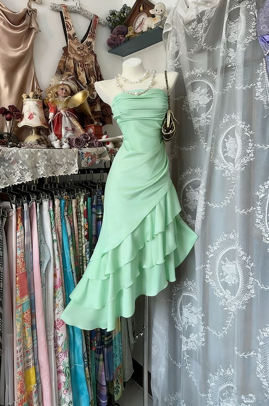 Champagne-colored strapless satin slim-waisted ruffled hem maxi ball gown R6180