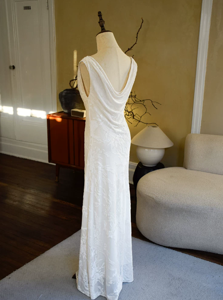 Elegant White Sheath Portrait Embroidery Open Back Corset Maxi Prom Dress RS473