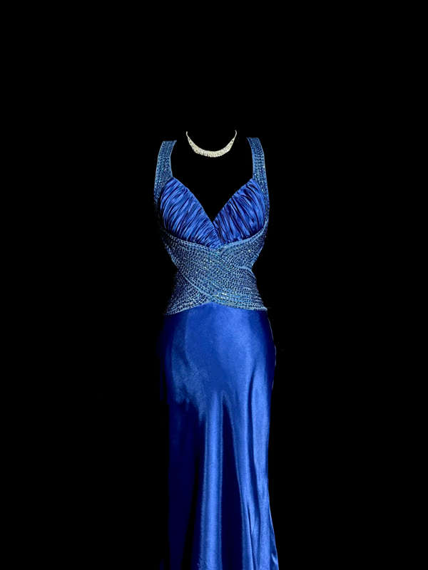 Blue halter-neck, fitted waist, backless, sexy long ball gown R6683