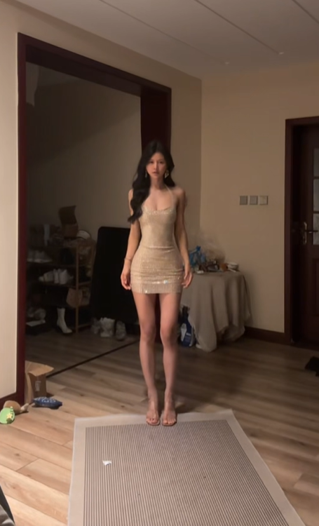 Apricot Halter Neck Waist-Cinched Fitted Bodycon Short Prom Dress R7123