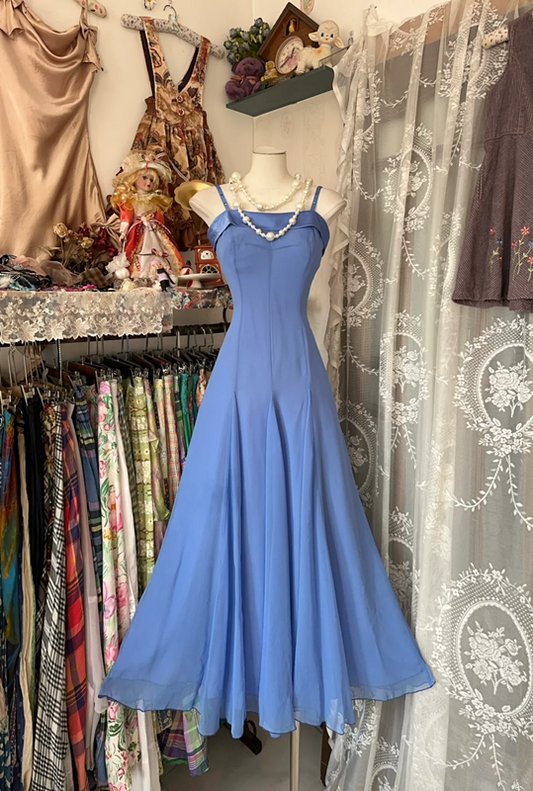 Blue halter-neck fitted long dress, ball gown R6324