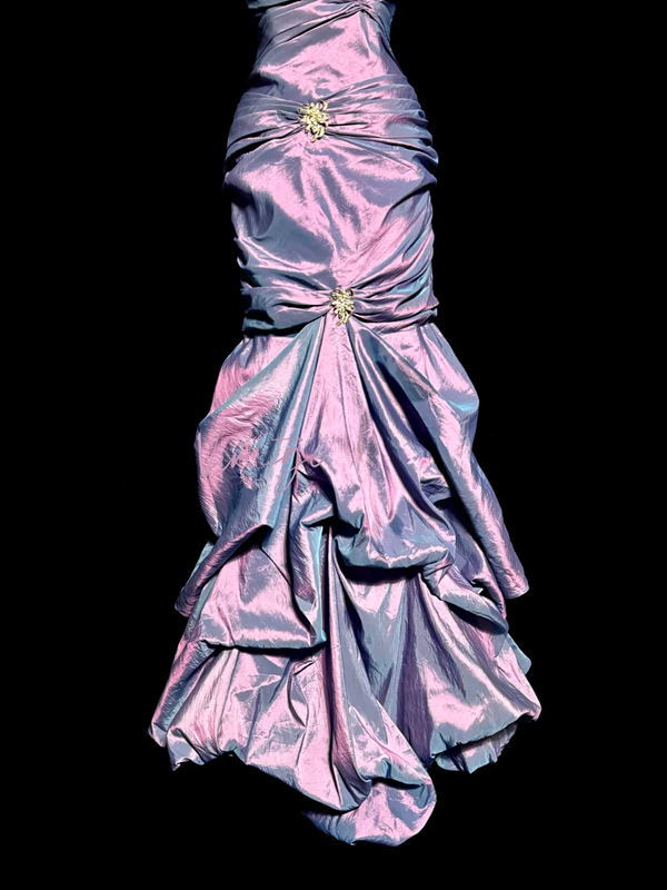 High-end purple strapless fitted waist slim-fitting ball gown with a full skirt R6684