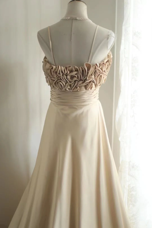 Champagne-colored halter-neck floral neckline satin long ball gown R6842