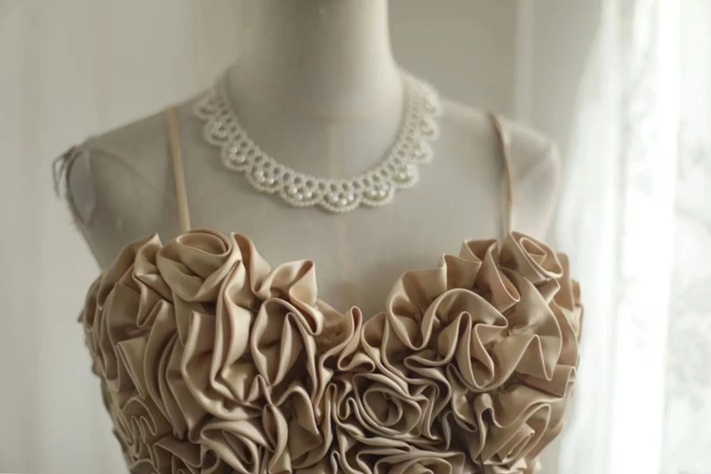 Champagne-colored halter-neck floral neckline satin long ball gown R6842