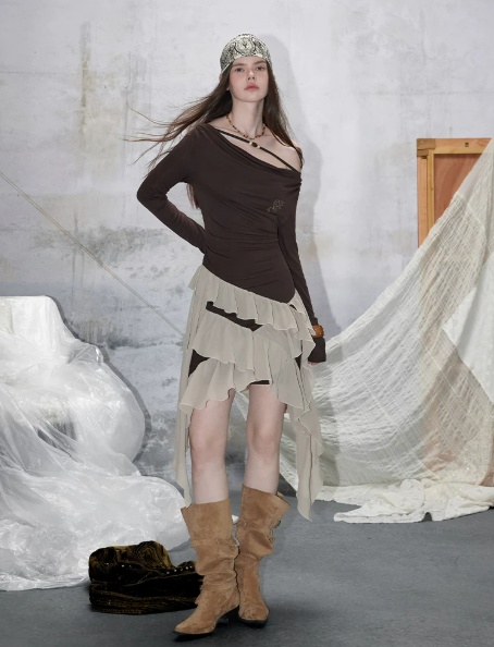 Retro Grunge Style Dress With Ruched Top, Layered Chiffon Skirt And Asymmetric Cutouts R9309
