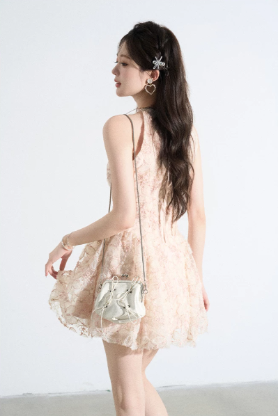 Soft Pastel Pink Halter Neck Lace Dress, Delicate Floral Applique Sleeveless Fit-and-Flare Cocktail Mini Dress R9328