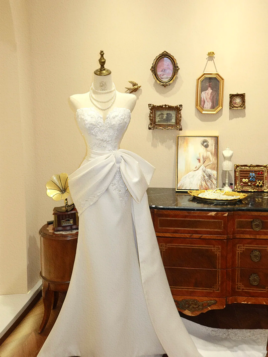 White Strapless Waist-Cinched Bow-Accented Bodycon Sexy Ball Gown, Bridal Gown R7127