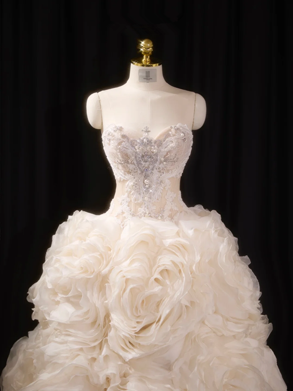 Light apricot strapless, fitted waist, full skirt, long ball gown, bridal dress R8914