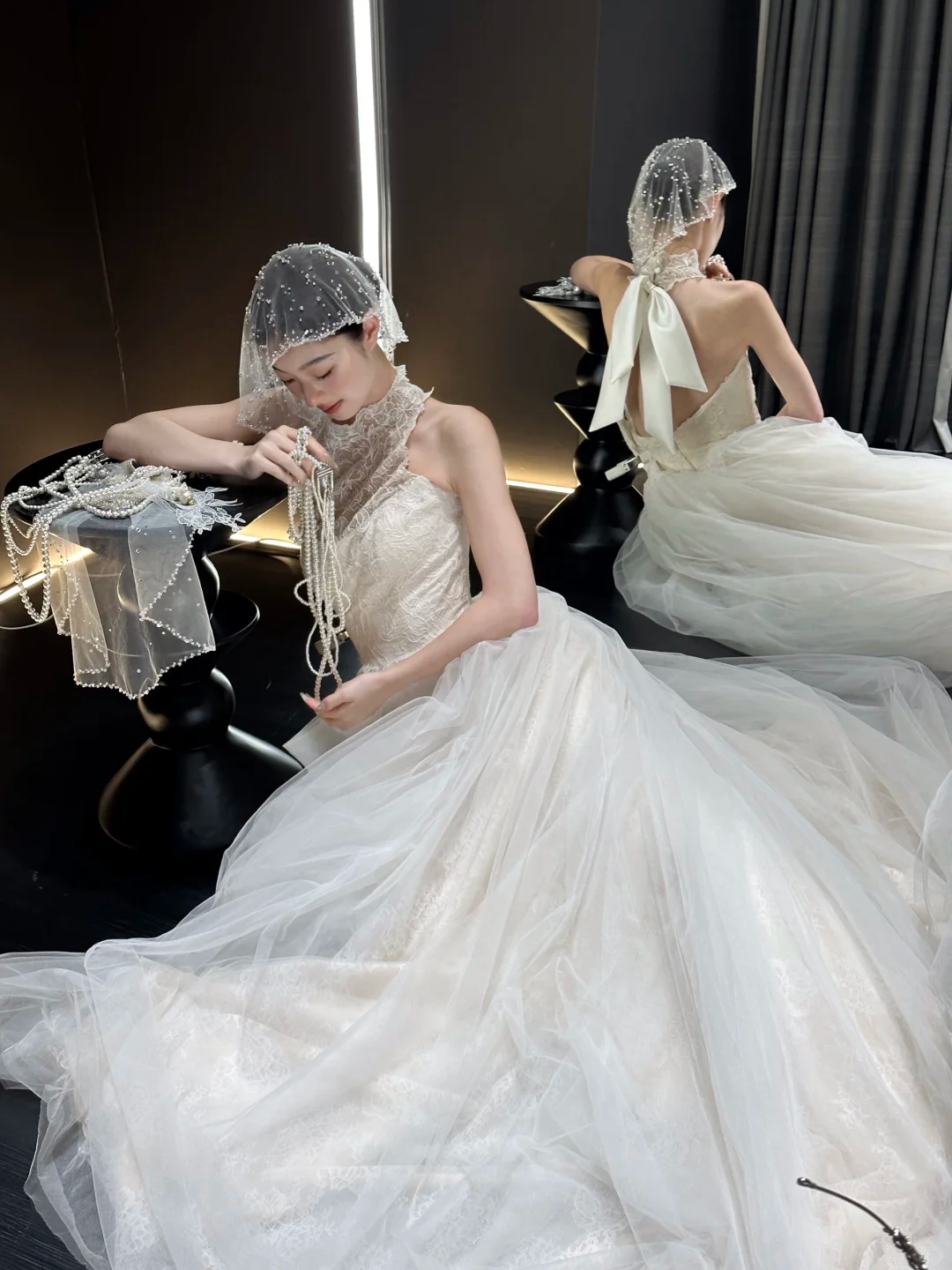 White lace elegant halter neck slim waist long dress bridal gown R6049