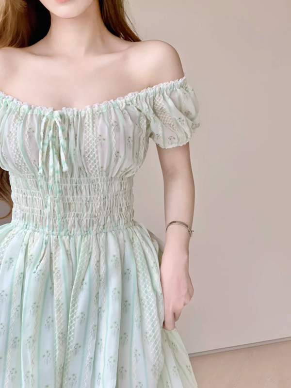 Light blue short-sleeved slim-waist A-line skirt R5031