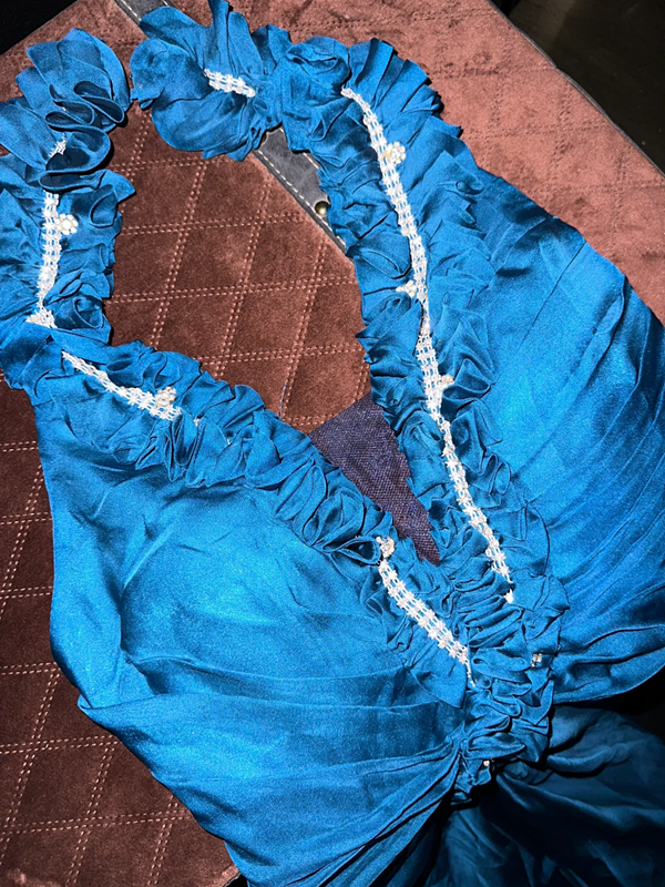 Blue halter-neck fitted long ball gown R7047