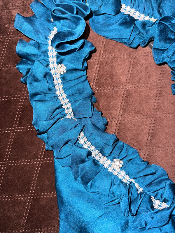 Blue halter-neck fitted long ball gown R7047