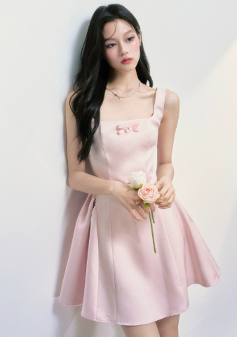 Pink French Hepburn Style Mini Dress Women With Square Neck And Bow Detail R9413