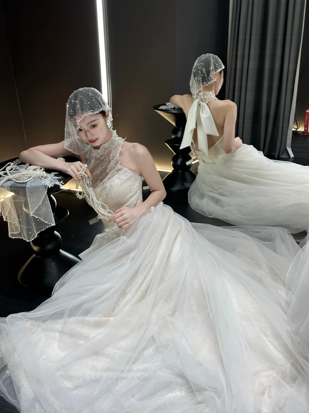 White lace elegant halter neck slim waist long dress bridal gown R6049