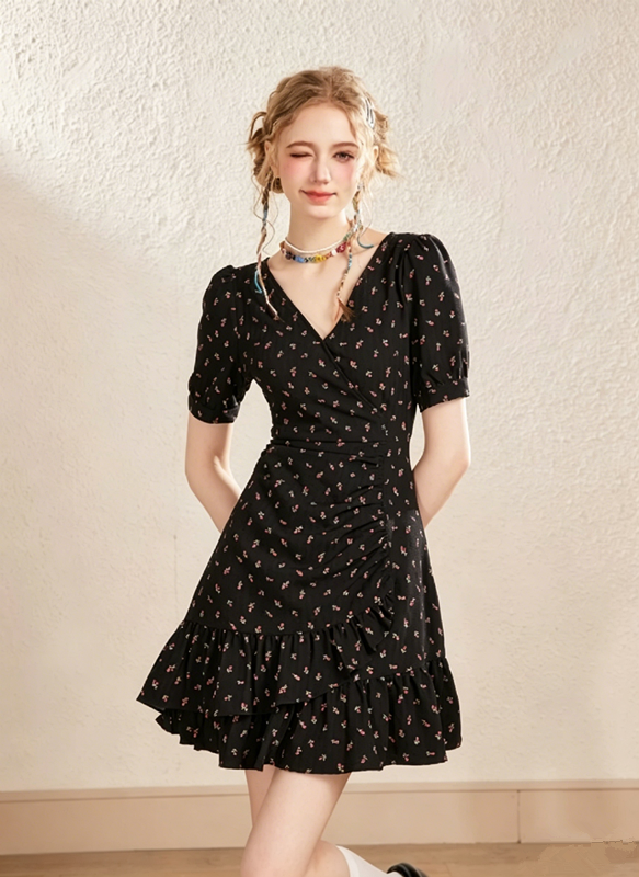 Romantic Black Cherry Floral A-Line Dress With Puff Sleeves And Layered Skirt R9322