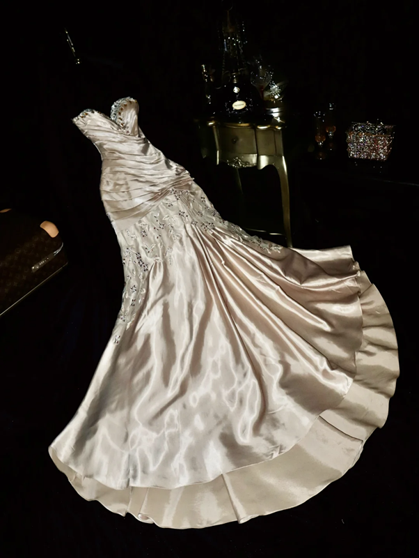 Light champagne-colored strapless, fitted, sexy long ball gown R6967