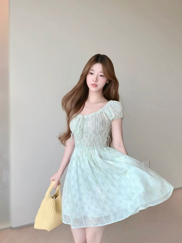 Light blue short-sleeved slim-waist A-line skirt R5031