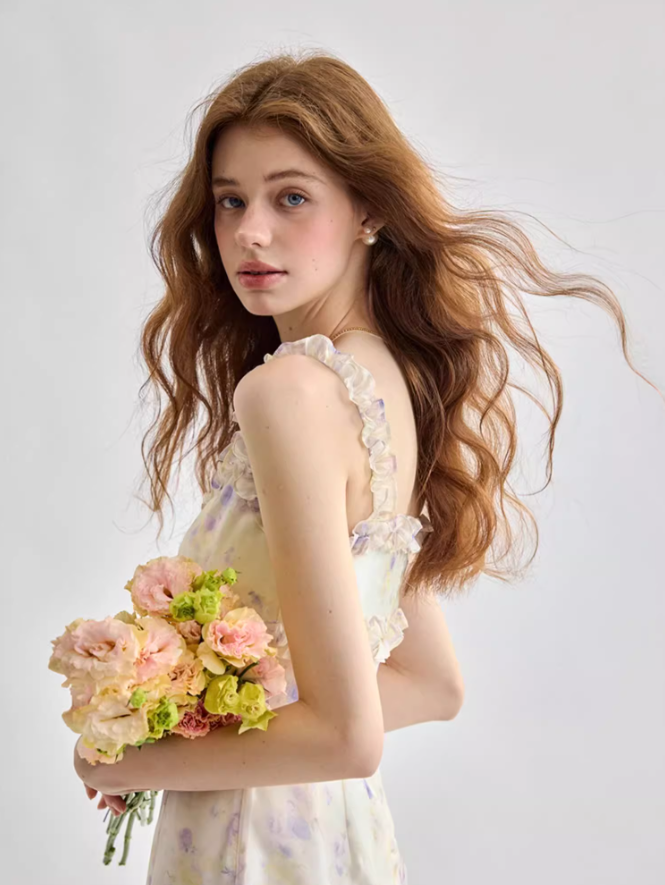 Private French floral suspender skirt wood ear edge dress holiday short skirt skirt R2712