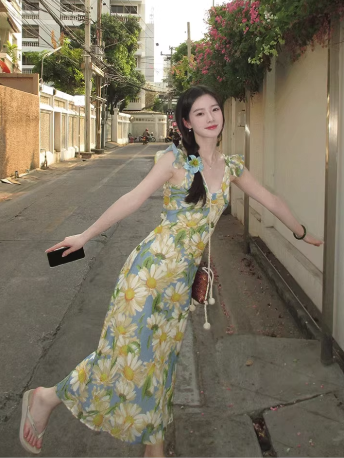 Dress French style sunflower floral U-neck sexy slim fit lotus leaf sleeve suspender dress R2924