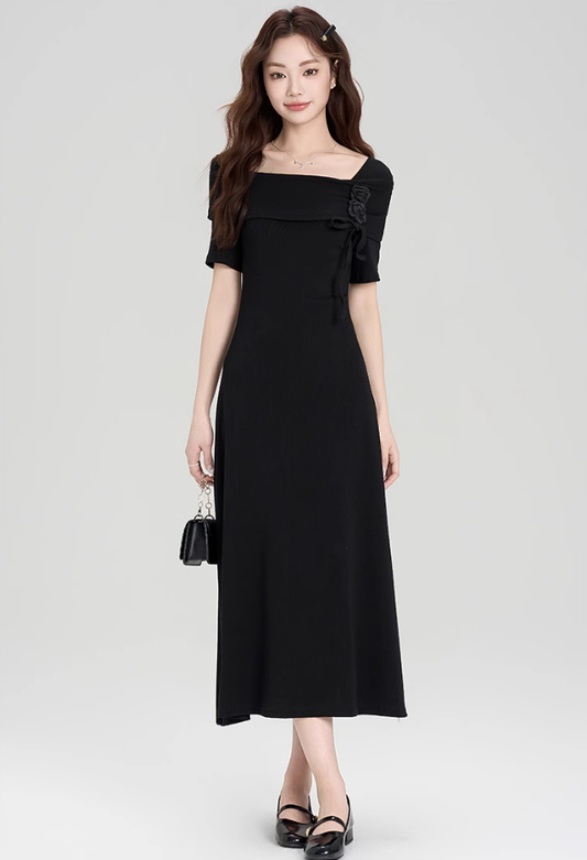 French Hepburn style square collar temperament dress waist slimming little black dress R2401