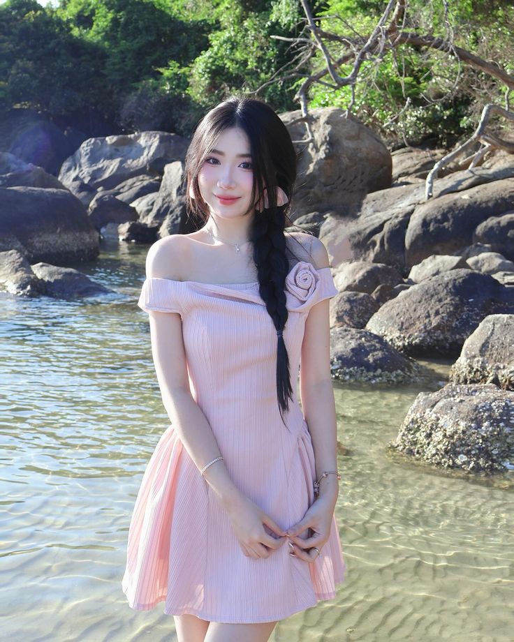 Pink one-shoulder design simple atmosphere waist slim short skirt homecoming dress R4060