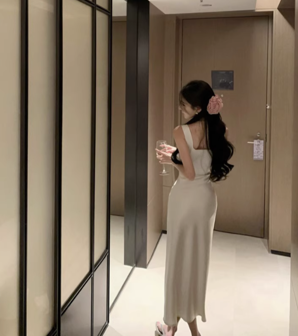 French satin suspender dress square neck pleated slit high-end niche long skirt R1538