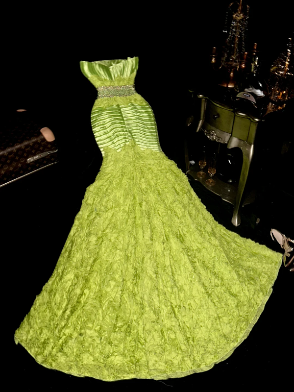 Light green strapless, fitted, mermaid-style long ball gown, elegant and fairy-like R6964